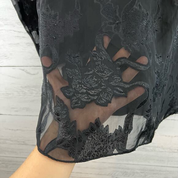 Victoria’s Secret Vintage Black Lace Mesh Topper Blouse Size S - Picture 8 of 8